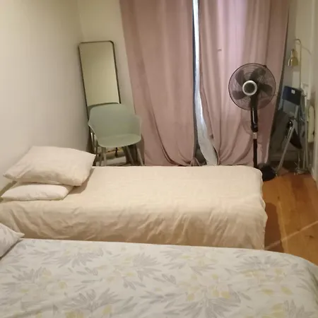 Centre Pied Du Metro Apartment *